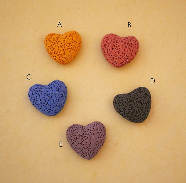 Halskjede anheng Hjerte boks med lavastein farge etter eget valg Valentinsdag gave