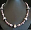 Collier de perles Violet & m&eacute;tal