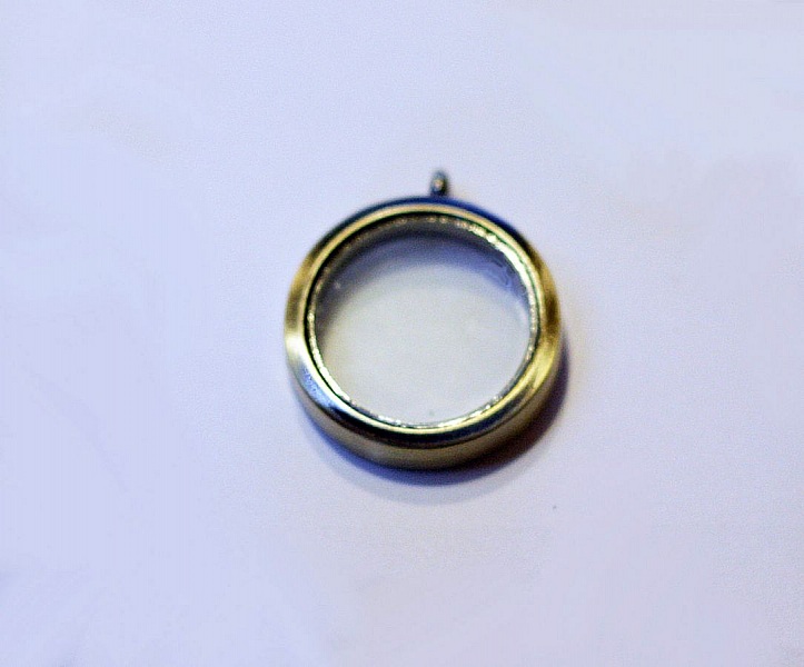 Medaljong glass boks Forgylt bronse 30 mm skatt anheng